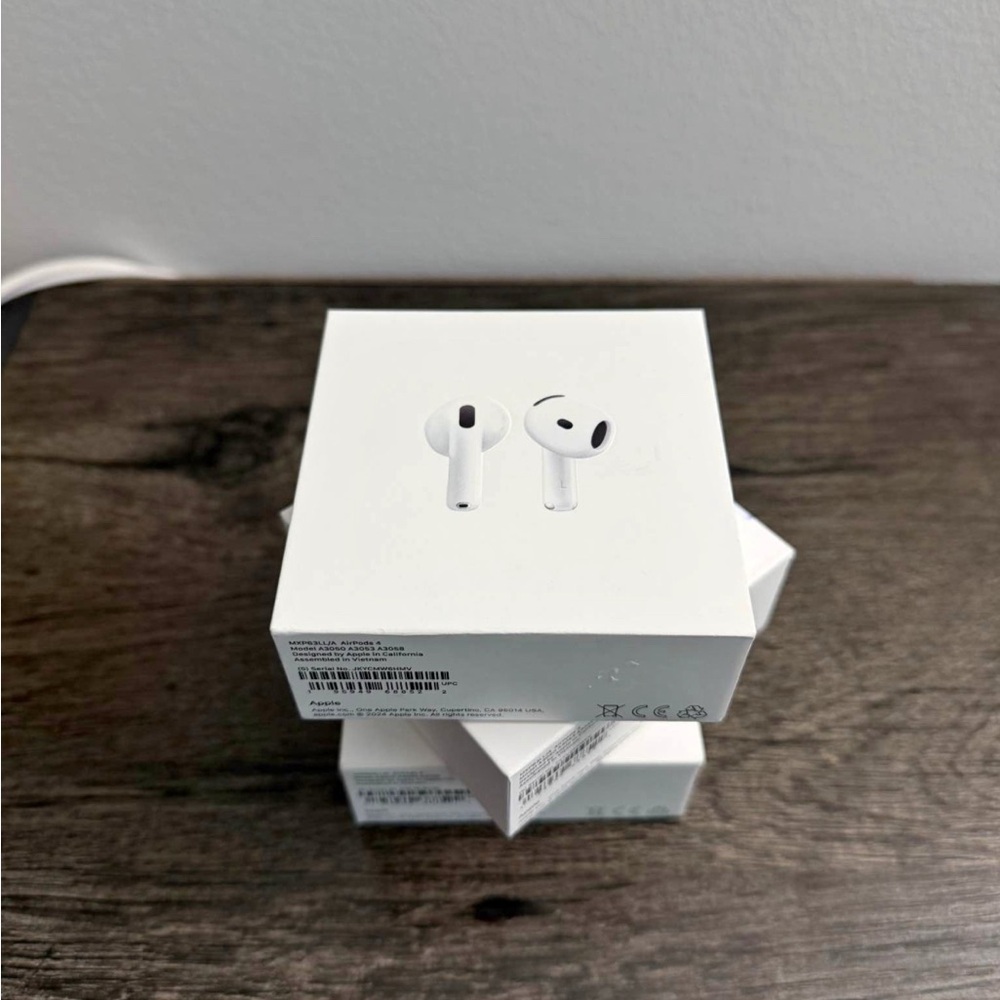 Apple AirPods Generation 4